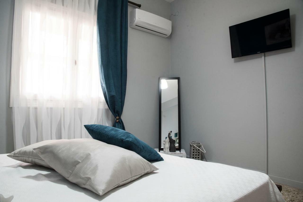 Cobalt Apartment Near Athens Airport Artemida  Exterior photo